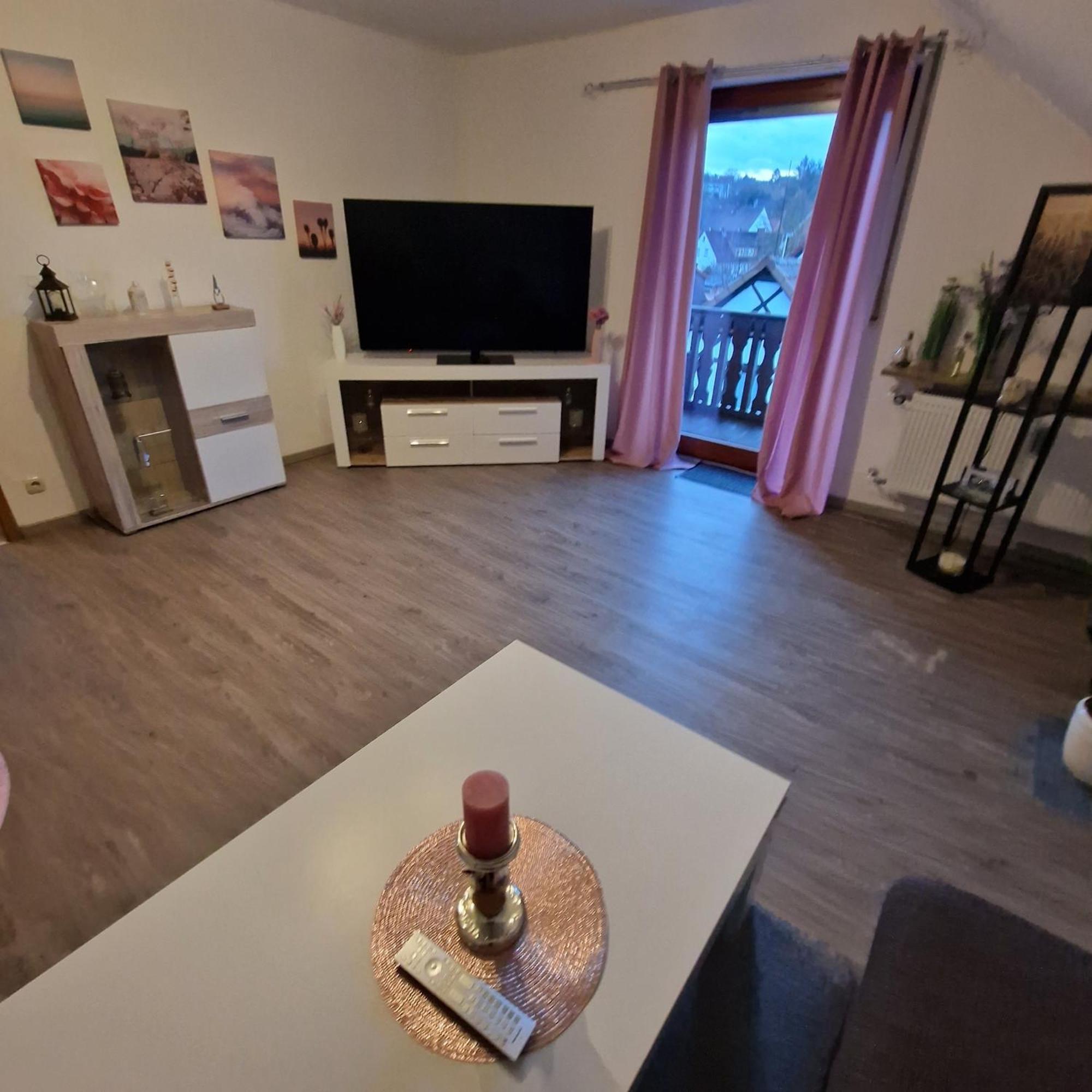 Fraenkisch Wohnen Bei Mela Apartment Litzendorf Bagian luar foto